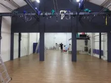 studiofly mirror walls