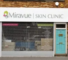 Roller grille Miravue Clinic Ealing