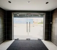 Toughened Glass Shopfronts