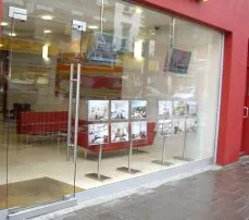 Toughened Glass Shopfronts